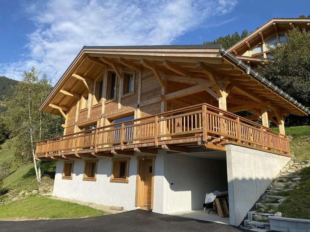 Chalet Recent Pour 15 Pers. Avec Wifi Et Parking A Areches-Beaufort - Fr-1-342-310